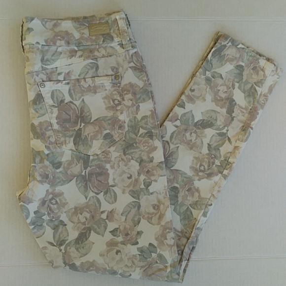 Seven7 High Rise Skinny Tummy Less Floral Pant 10 Cream - Picture 1 of 16